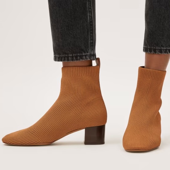 Everlane The Glove Boot in toffee size 7.5 - Picture 2 of 11